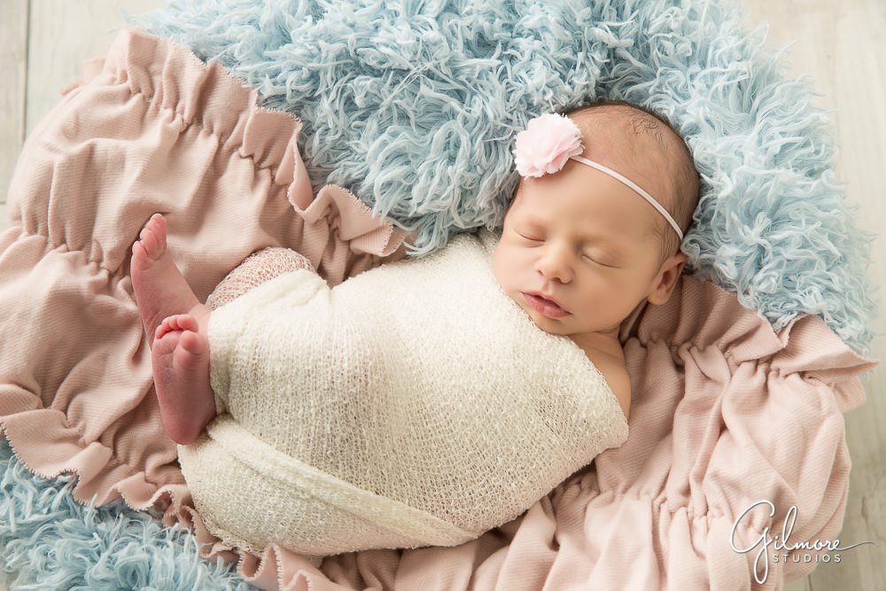 Costa Mesa baby photographer - newborn girl