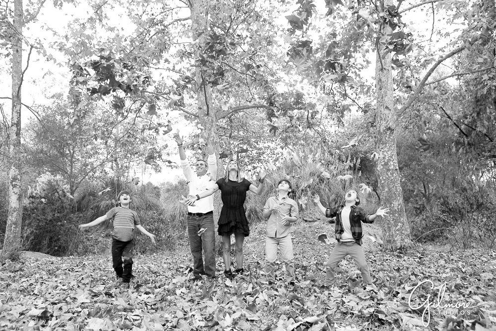 black and white family portrait session photography