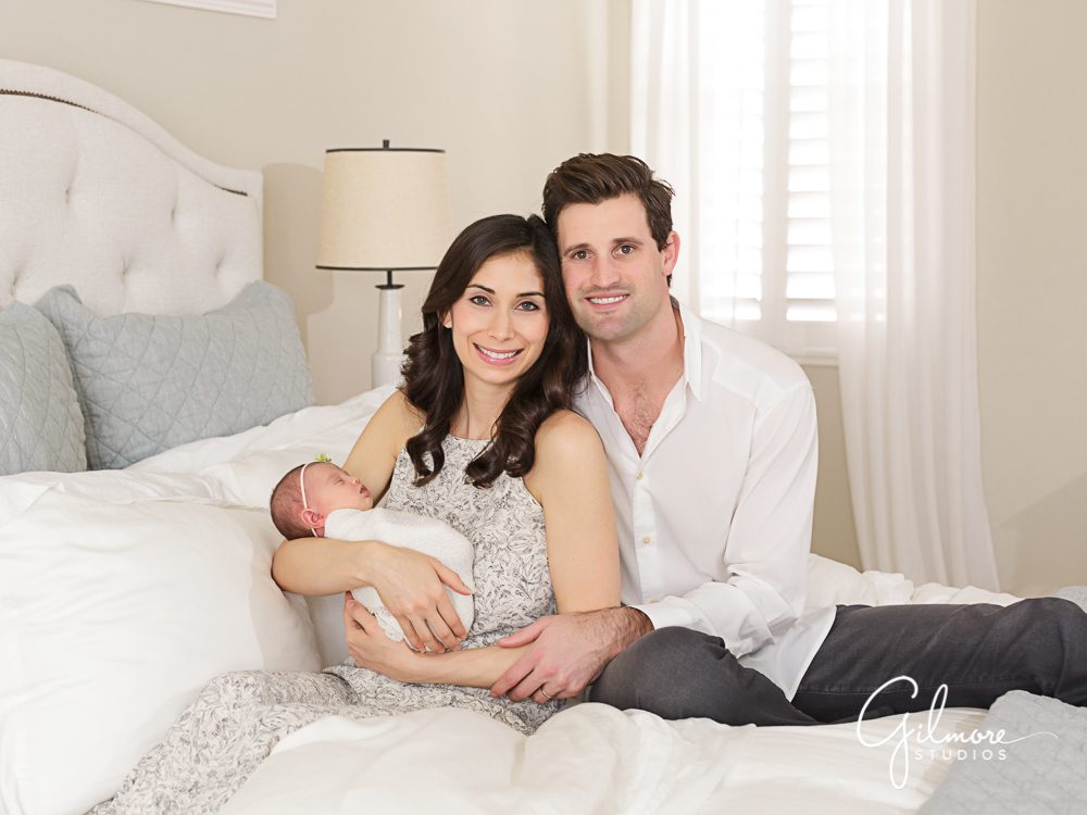 family newborn session at home - lifestyle photographer