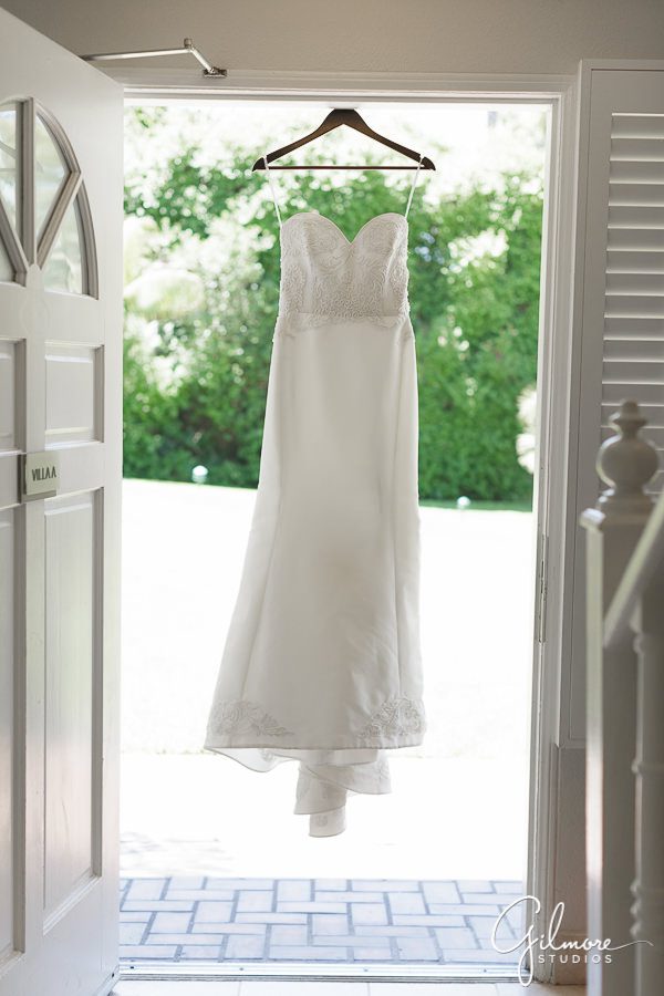 Wedding dress designed by Amsale Nouvelle