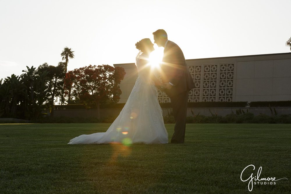 La Temple LDS wedding photo, sunset in Los Angeles
