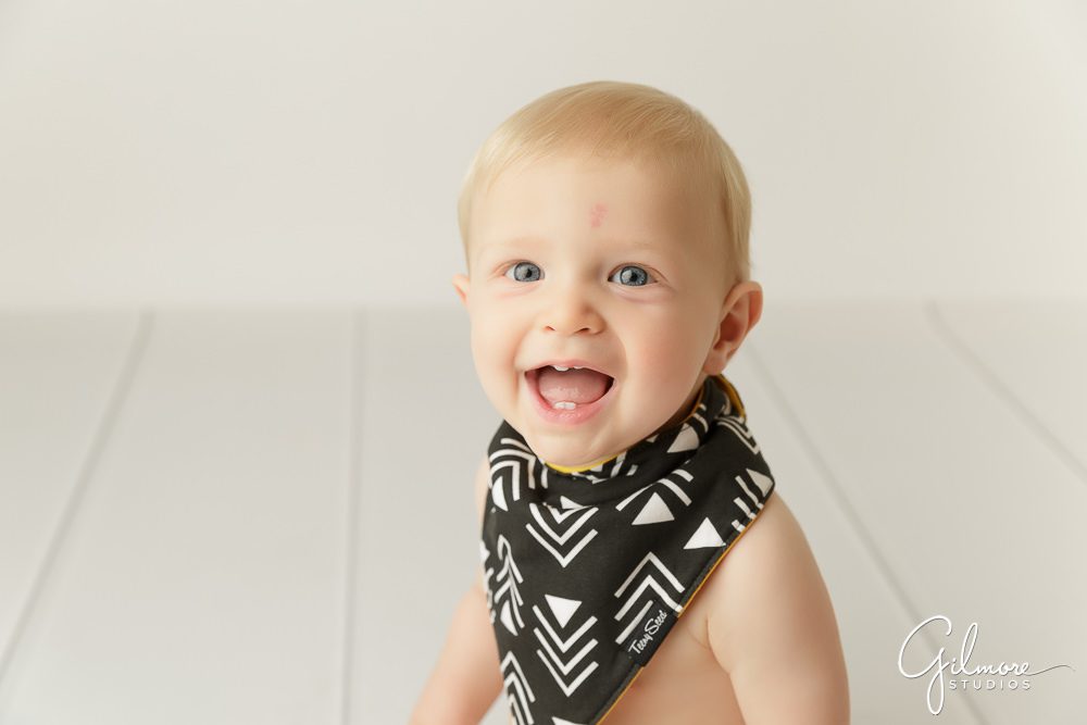 Teeny Seed reversible baby bib, 6 Month Old Baby Portrait Session