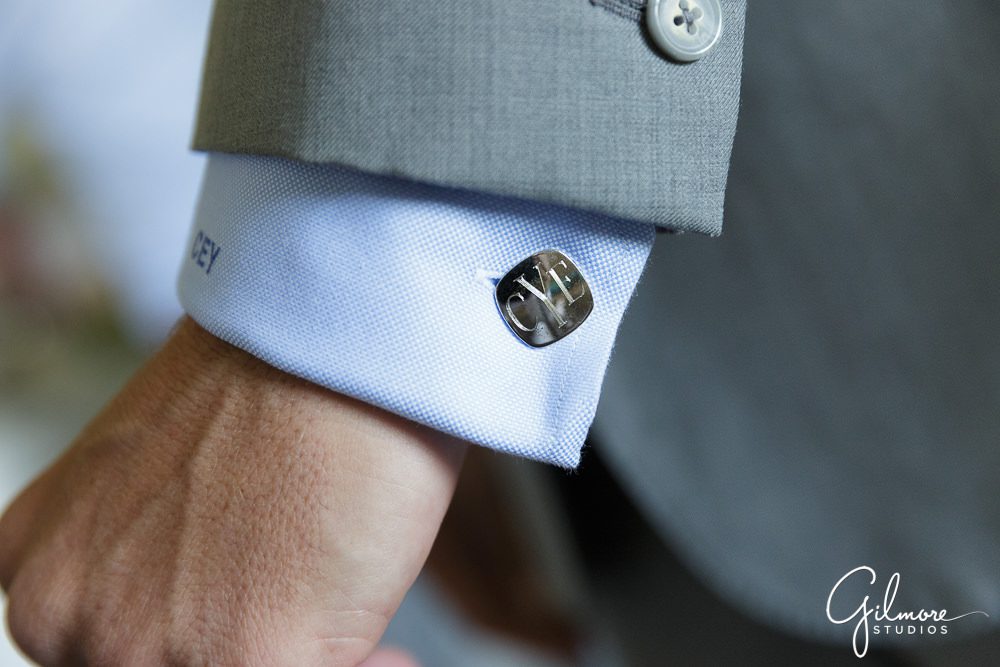 groom's details, custom shirt and fitted suit, cufflinks