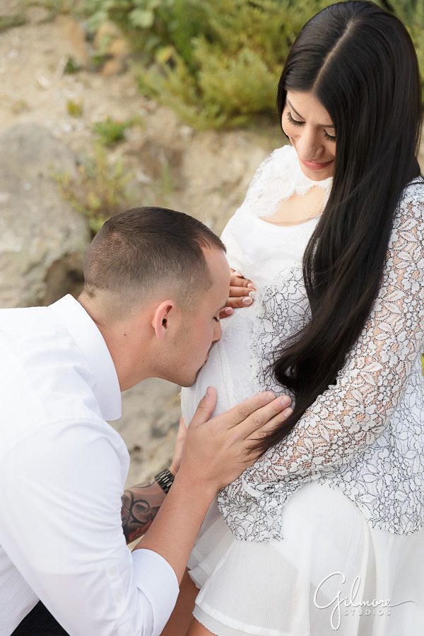 Orange County maternity photography, belly kiss, couple, first baby