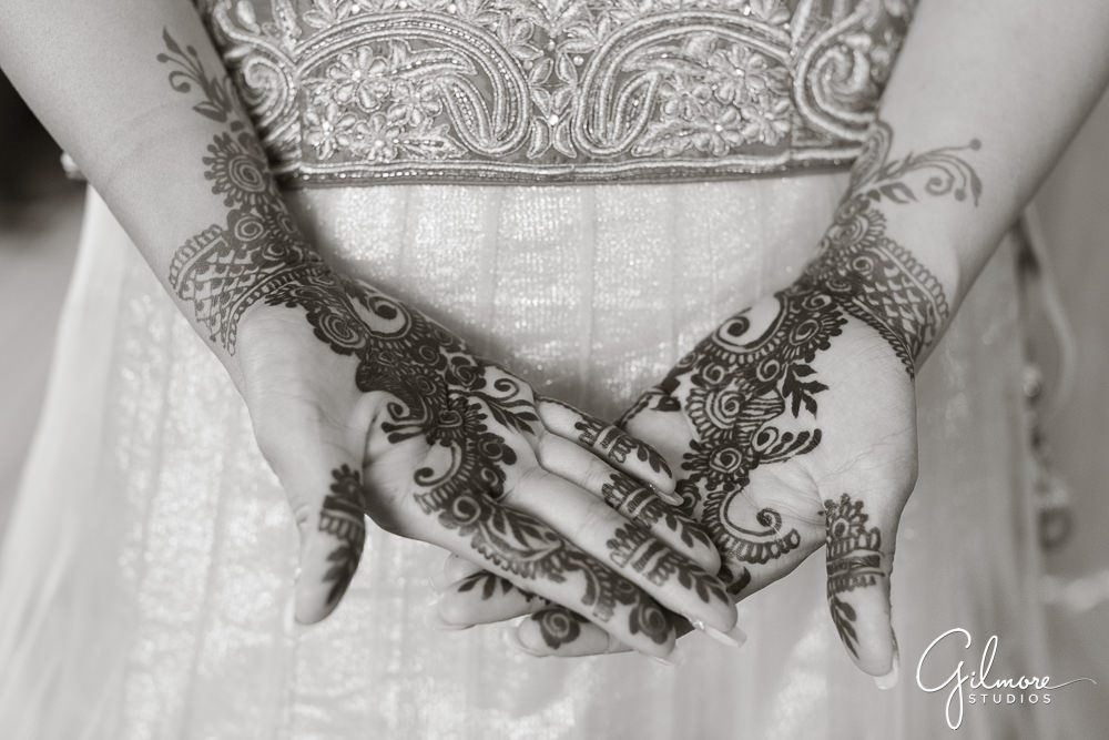 Indian bride, henna mehndi, hindu wedding traditions, lenghas