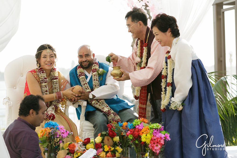 traditional Hindu wedding ceremony, Bayfront Hilton Hotel photographer