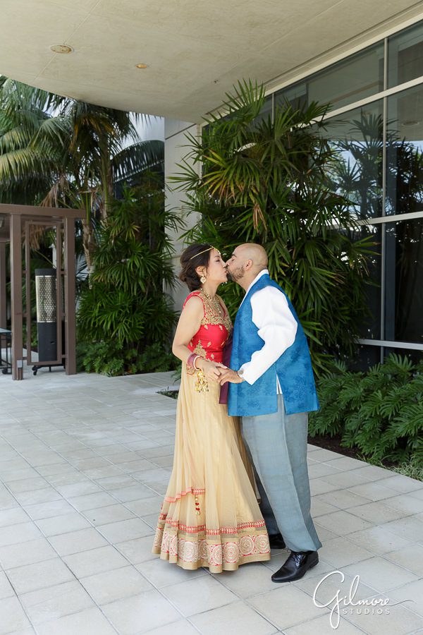 first look photography, Indian wedding, Hindu, Hilton San Diego Bayfront Wedding
