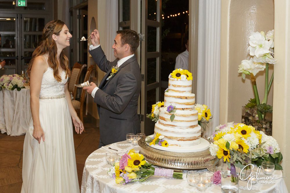 gorgeous wedding cake deigned by Cinderella Cakes in Costa Mesa