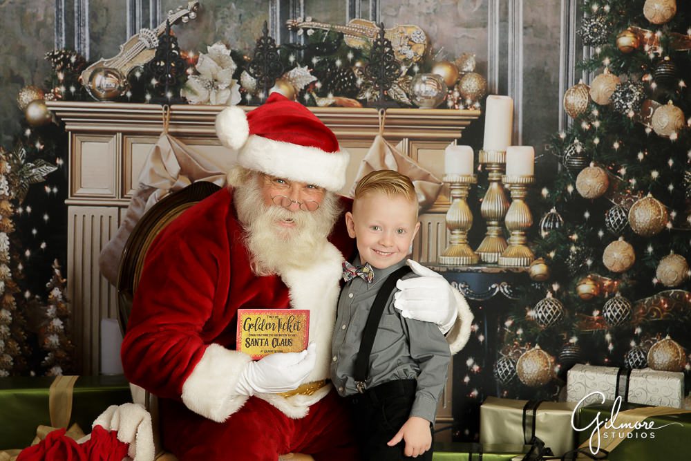 Christmas Mini Sessions, golden ticket to meet Santa Claus