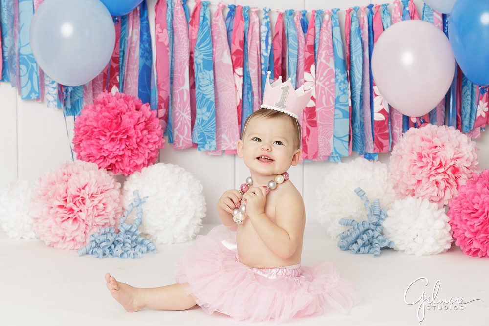 Twins 1st Birthday Cake Smash, 1 year old girl outfit for a cakesmash session