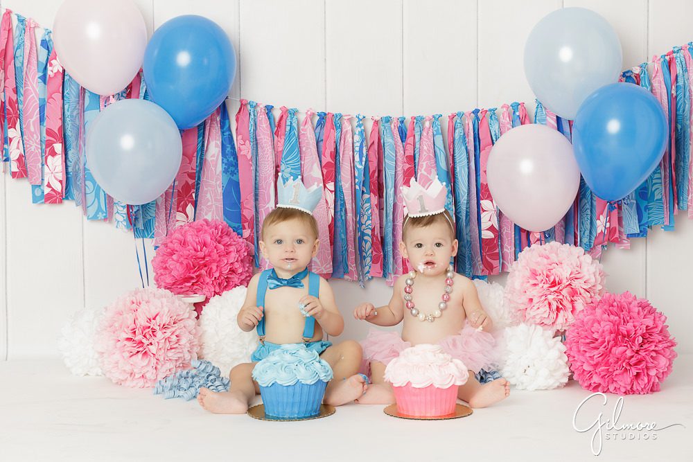 Twins 1st Birthday Cake Smash, Orange County baby photographer, toddler birthday ideas