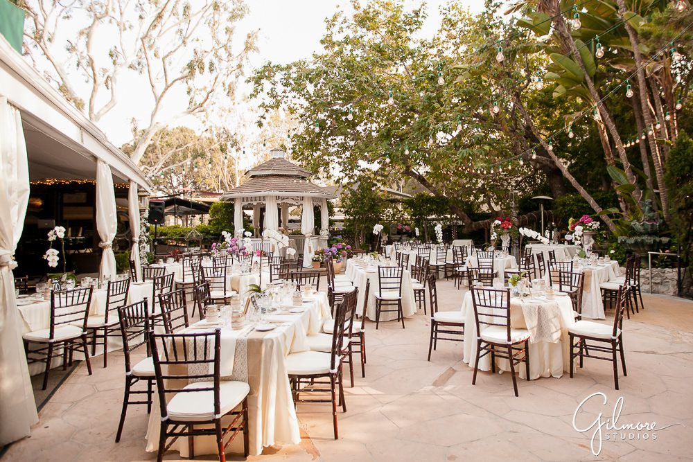 outdoor wedding reception, Tivoli Terrace Photographer