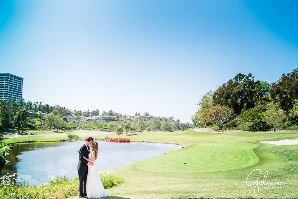 golf course, Newport Beach, Rosa Clara wedding dress, Big Canyon Country Club Wedding