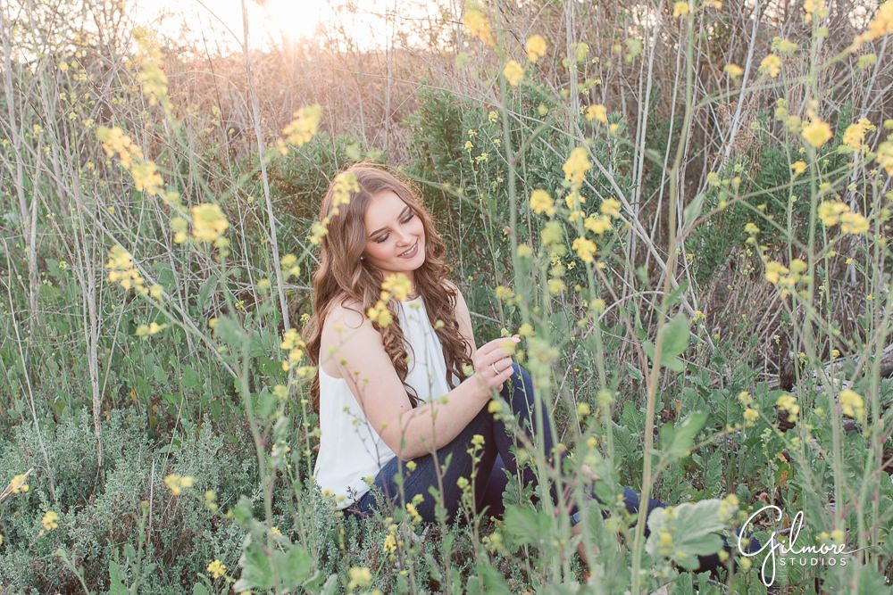 flowers, outdoor natural light, newport beach, back bay, nature, Orange County Senior Portrait Photography, high school