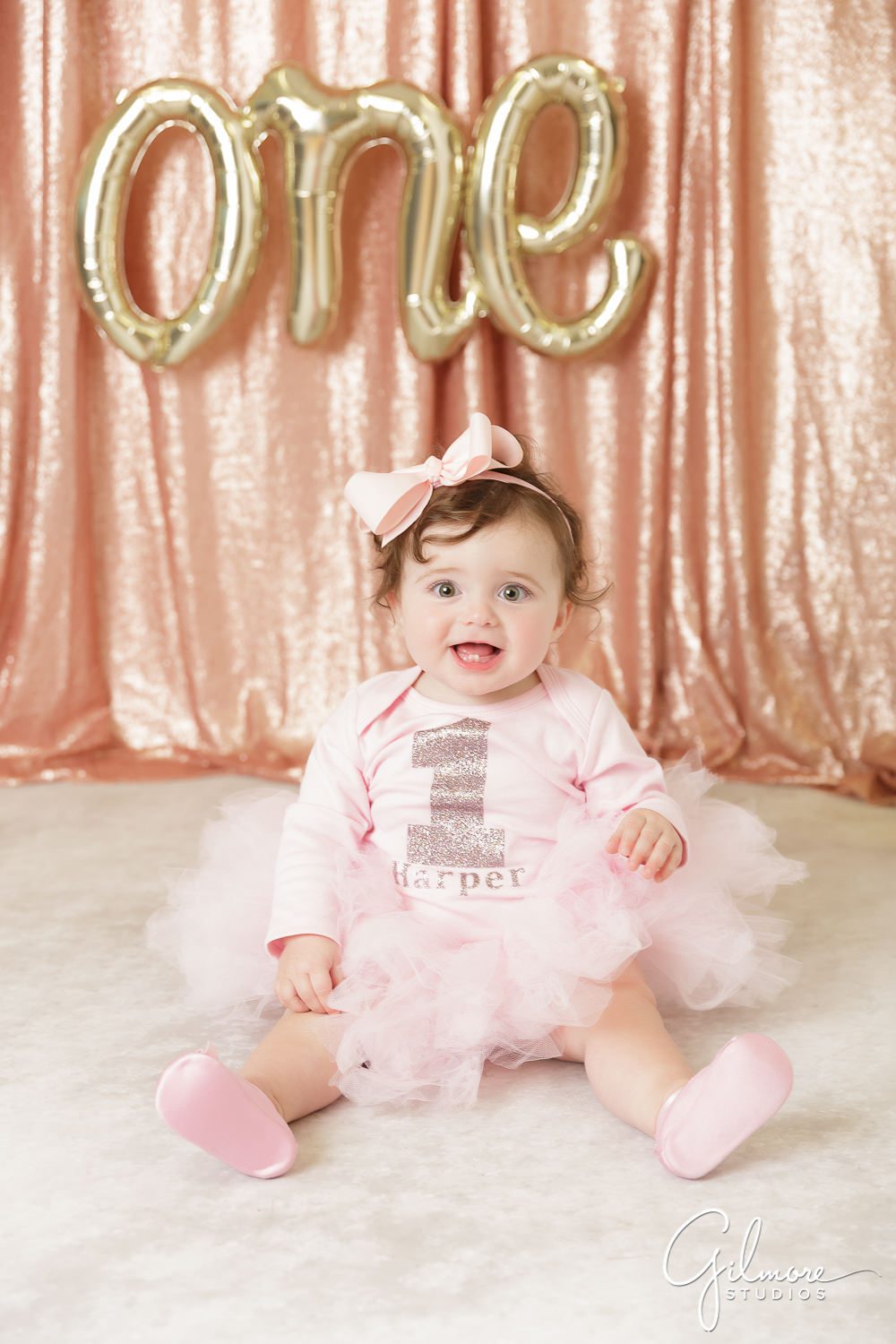 Ballerina Cake Smash Session, one year old, baby girl, first birthday, 1st bday, sign, props, skirt, tutu, outfit, pink, white, drapes, backdrop