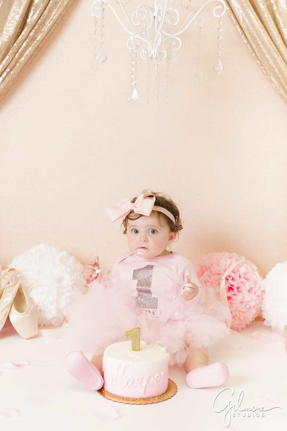 Ballerina Cake Smash Session, portrait shoot, family, baby, girl, one year old, first birthday, 1st bday, props, flowers, pom poms, pink, white, background, backdrop