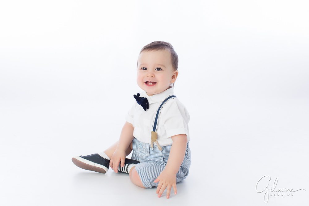 Little Indian Cake Smash, 1st birthday, baby, suspenders, portrait session, family photos
