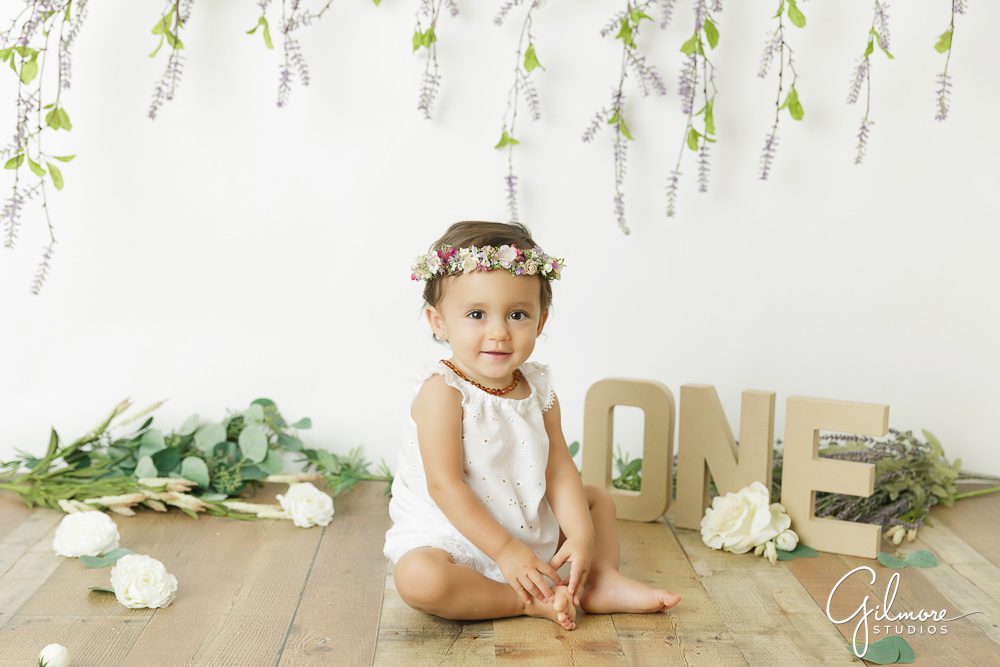 Fairy Cake Smash Session, 1st birthday, simple, floral, white, tuscany, one year old, birthday, set design, background, prop, girl, dress