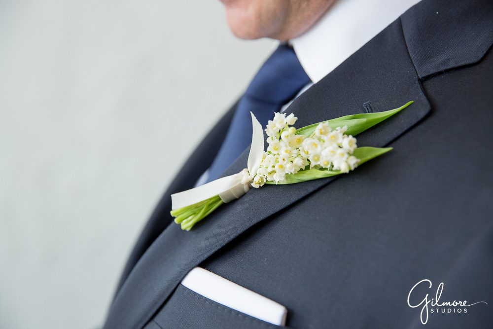 Lily-of-the-Valley-boutonniere-floral-flowers-groom-navy-blue-suit-newport-beach-wedding-photographer
