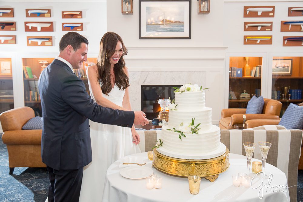 cake-cut-bride-groom-cutting-the-cake-simply-sweet-cakes-newport-harbor-yacht-club-wedding-reception-newport-beach-CA