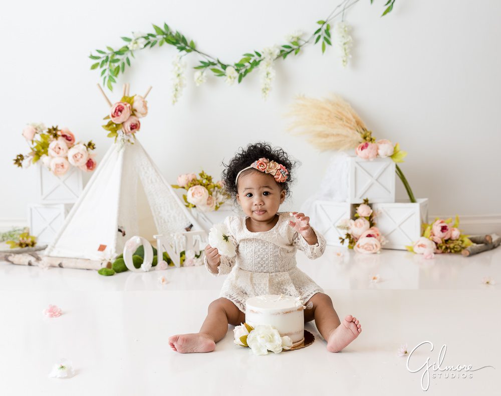 background set, white, floral, boho baby, teepee, one year old, 1st birthday party, Boho Cake Smash