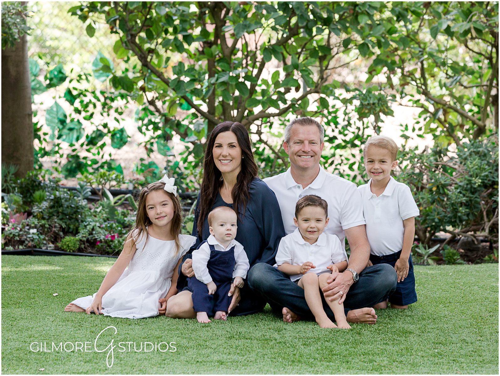Orange County Family Photography, newport beach portrait photographer, OC, outfits, 4 kids, colors, grass, park, outdoors, green, spring, summer