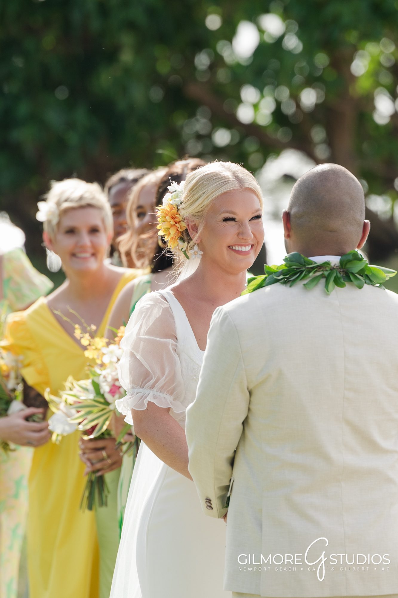 Loulu Palm Wedding Photography, Oahu Weddings - North Shore - Hawaii - Hawaiian Wedding Venue - Beach Wedding - Aloha Wedding - Gilmore Studios - wedding day - wedding flowers - bouquet - tropical flower - island - beach wedding ceremony