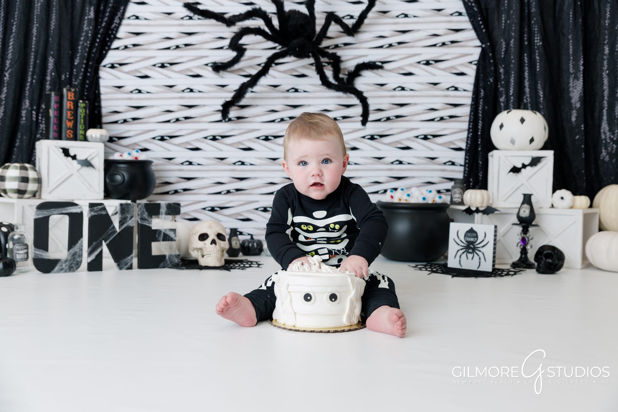 Halloween Cake Smash, Gilbert AZ photographer, East Valley, Queen Creek, Chandler, Scottsdale childrens portrait studio, spider webs, cobweb, pumpkin, mummy, jack-o-lantern, white pumpkin, mummy cake