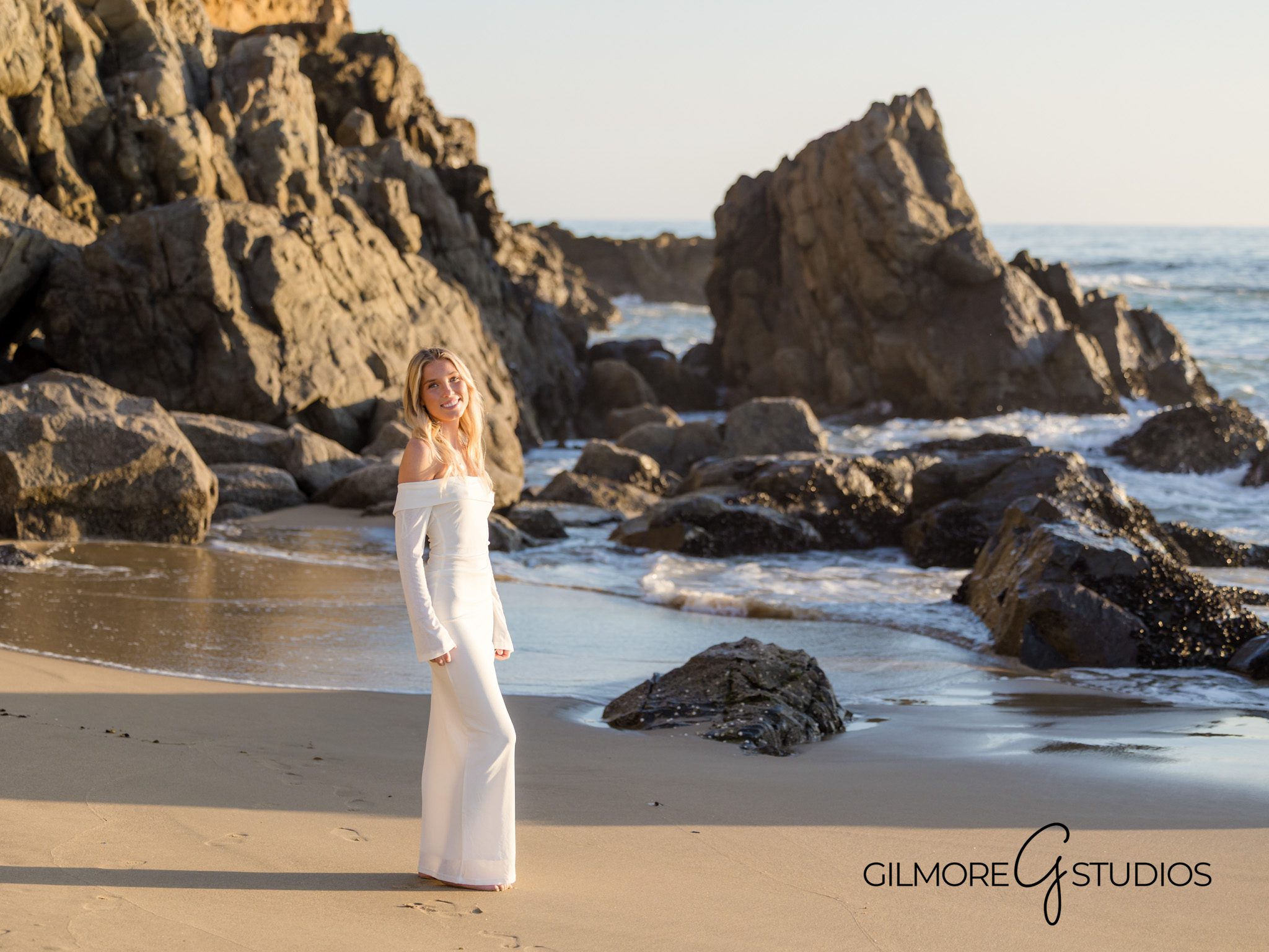 Laguna Beach senior girl photography, ocean view, sunset light, golden hour