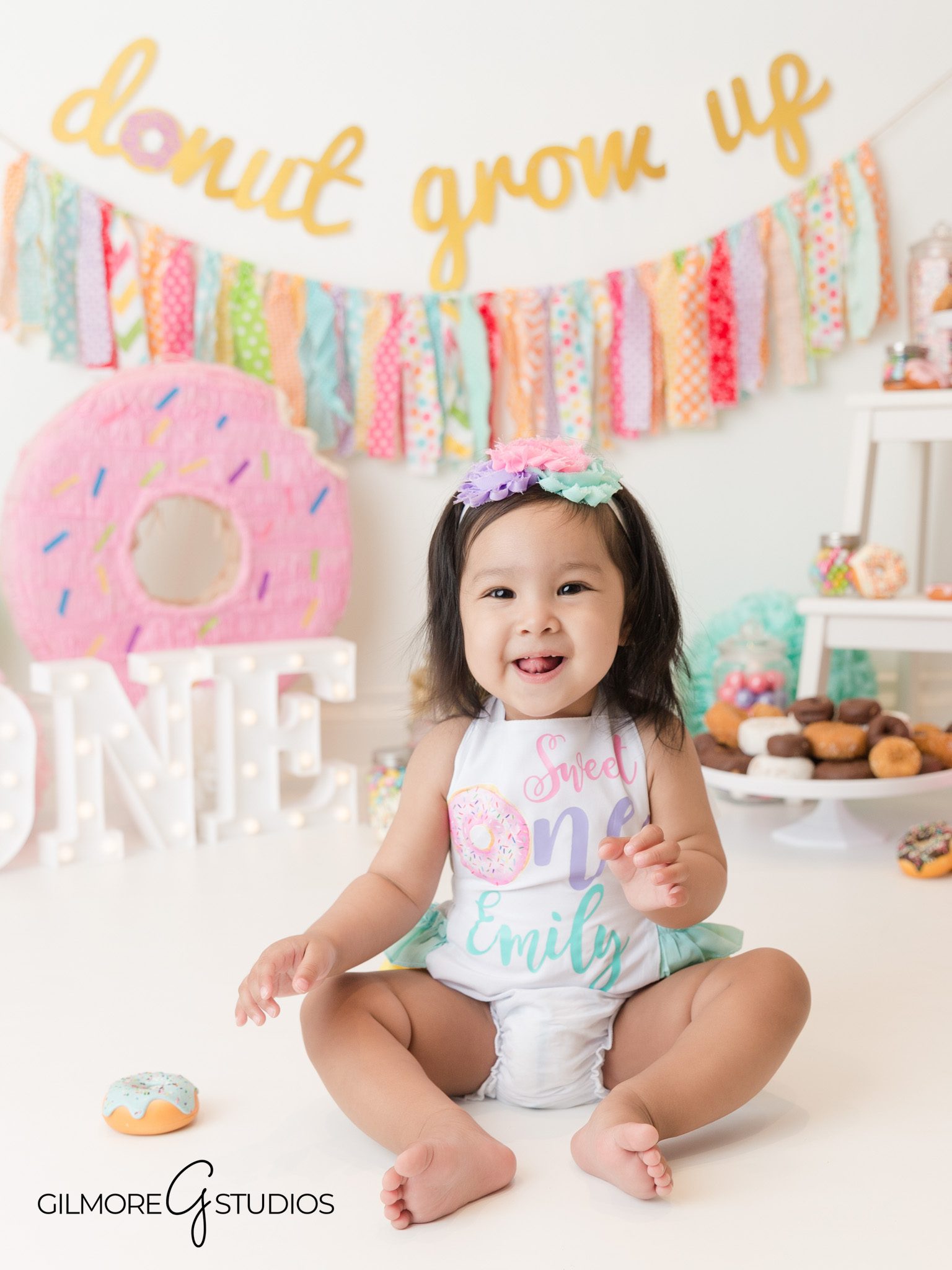First Birthday Session – Donut Cake Smash – Colorful Backdrop