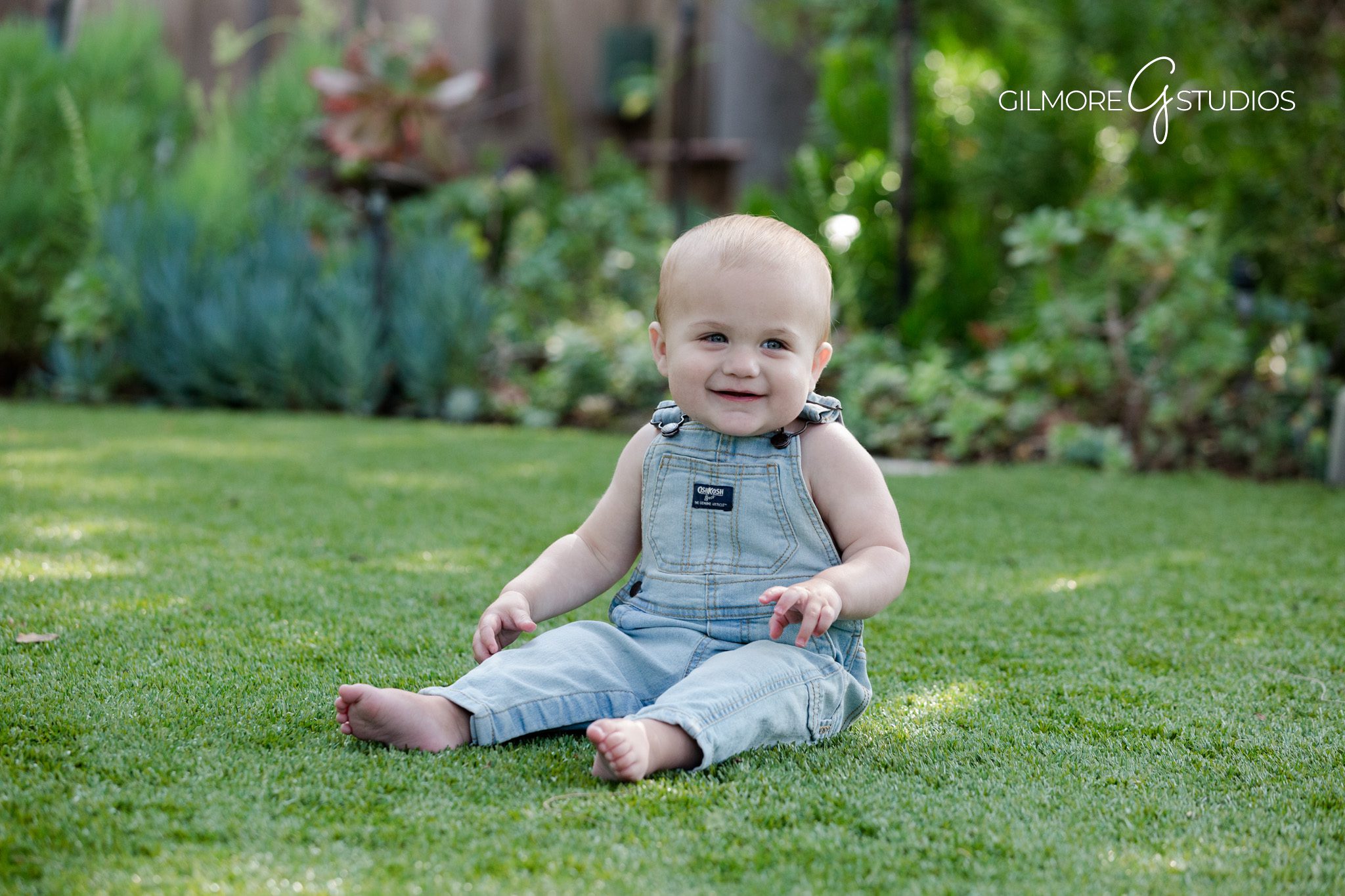 Lumberjack birthday photos, soft natural tones, jumper baby outfit