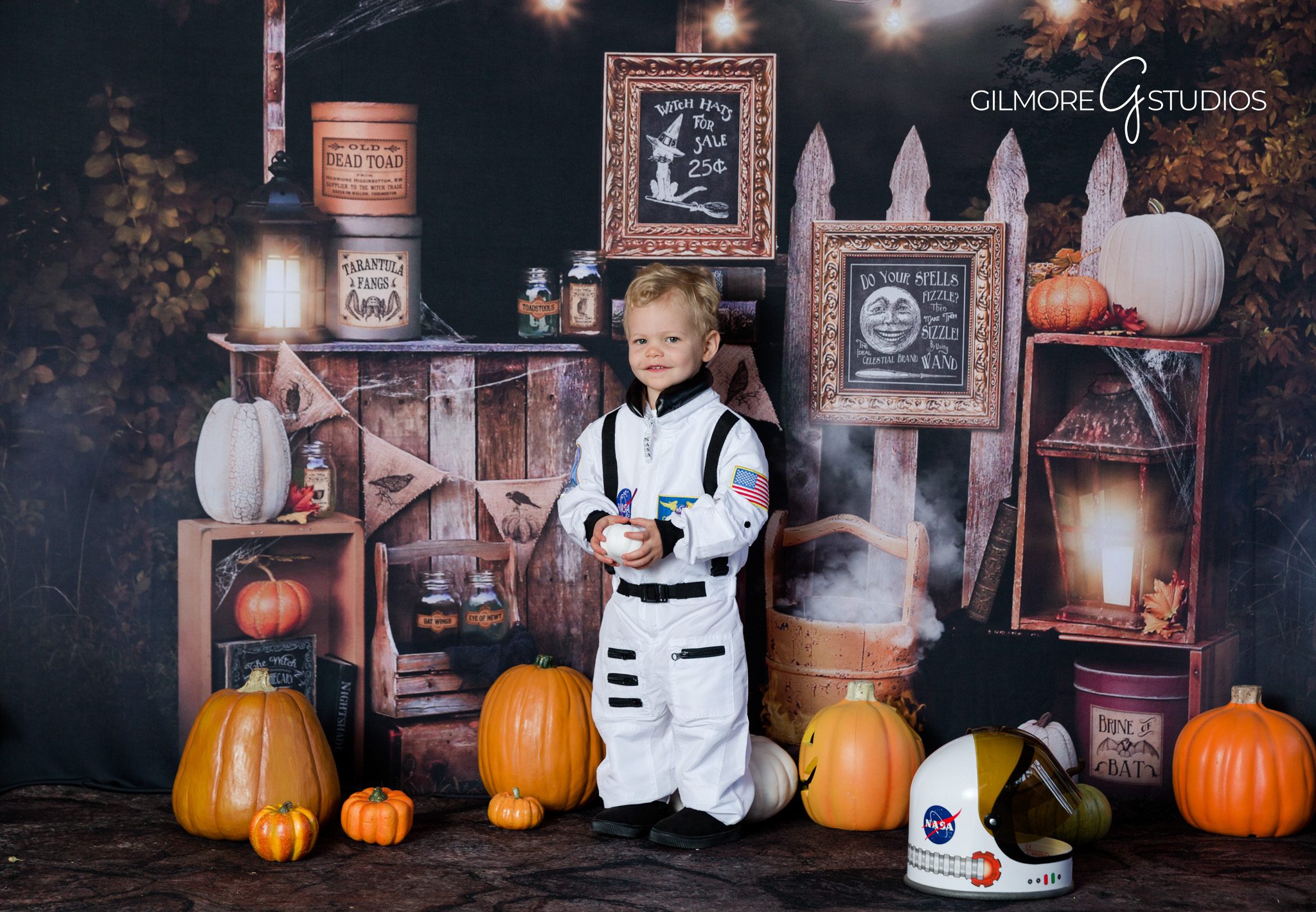 Spooky photo session – cauldron props – Halloween kids portrait