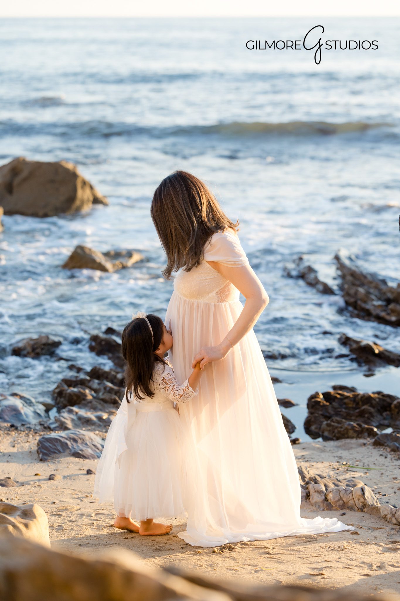 Mother-to-Be - Little Corona - Tide Pool Backdrop