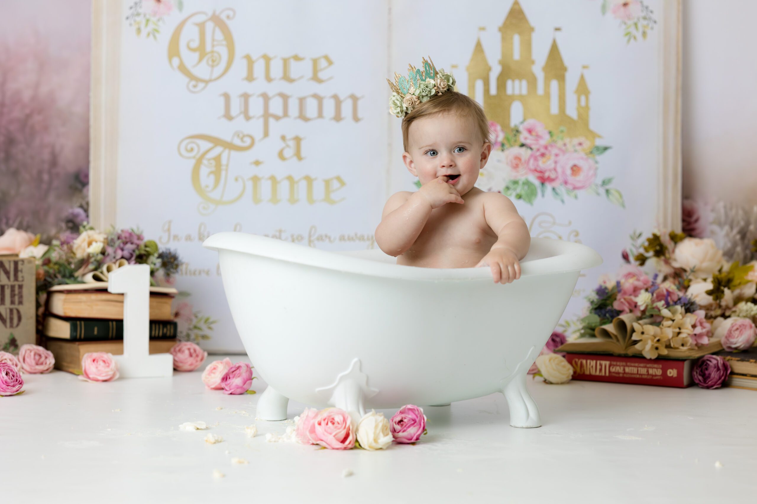 Baby-Girl-Cake-Smash-Once-Upon-A-Time
