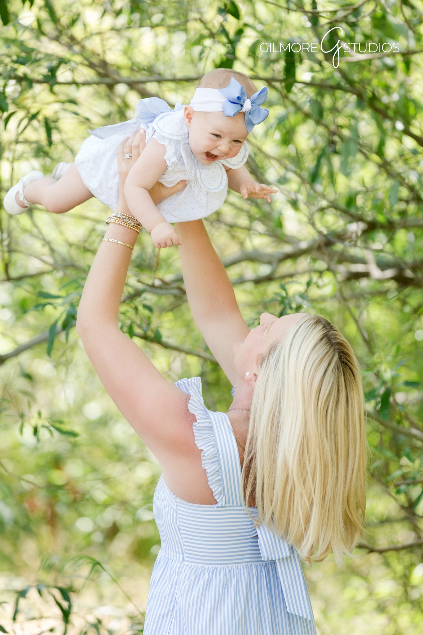 Smiling-Baby-Canyon-Park-Birthday-Session