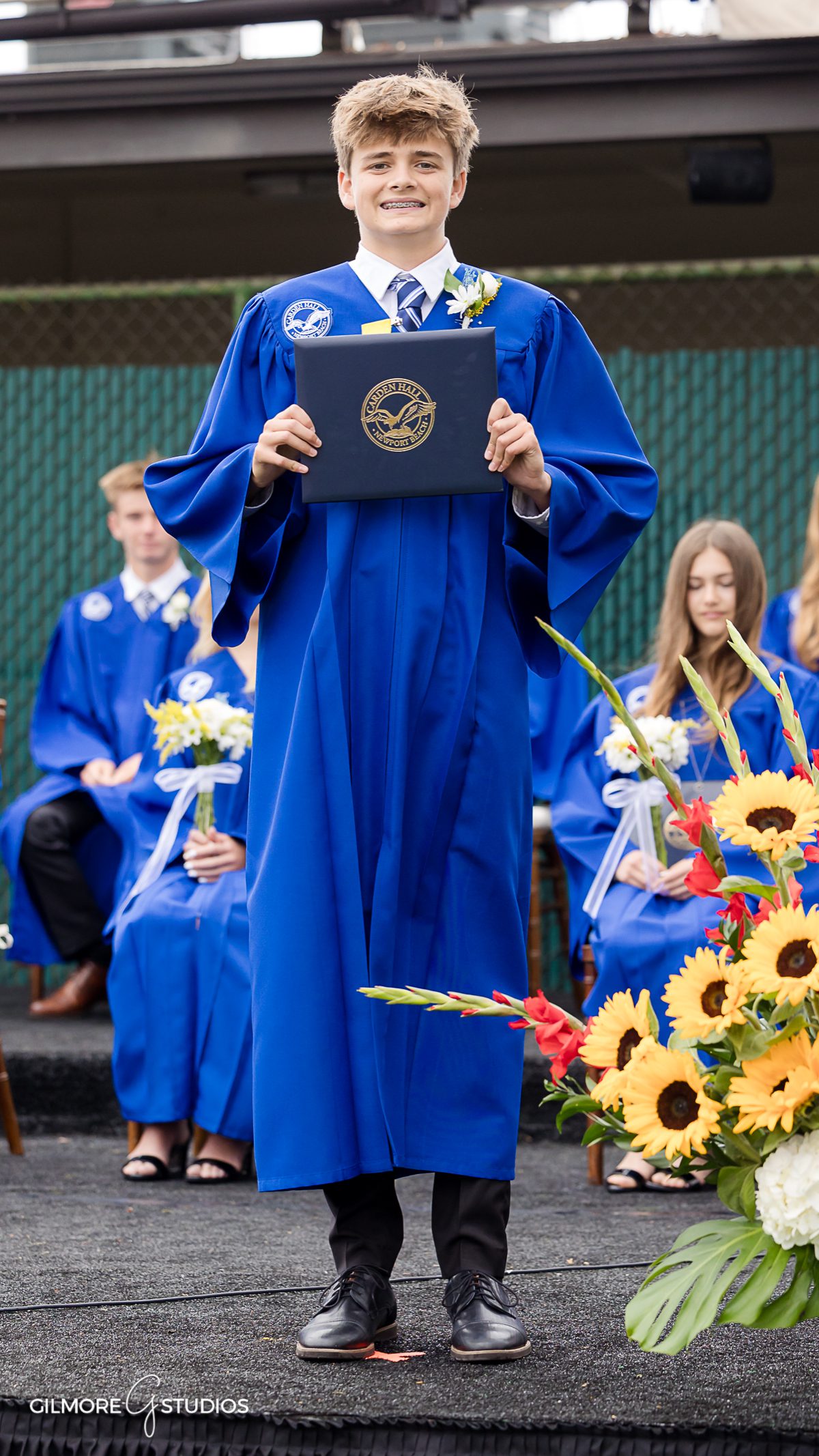 Carden-Hall-Graduation-Photographer-Gilmore-Studios