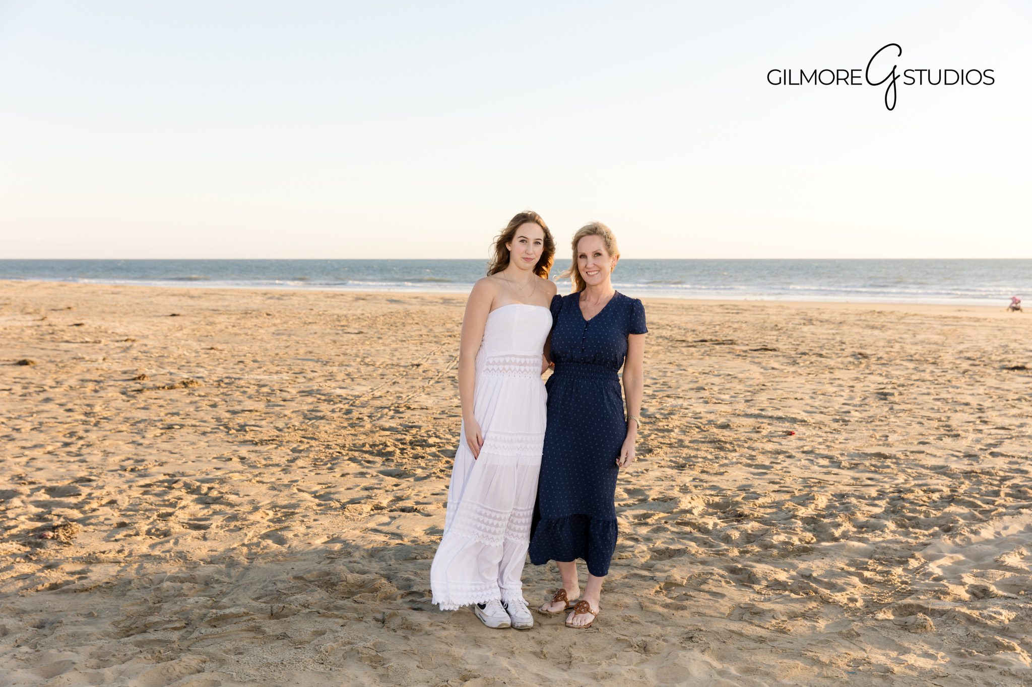 Relaxed family photography session on California coast