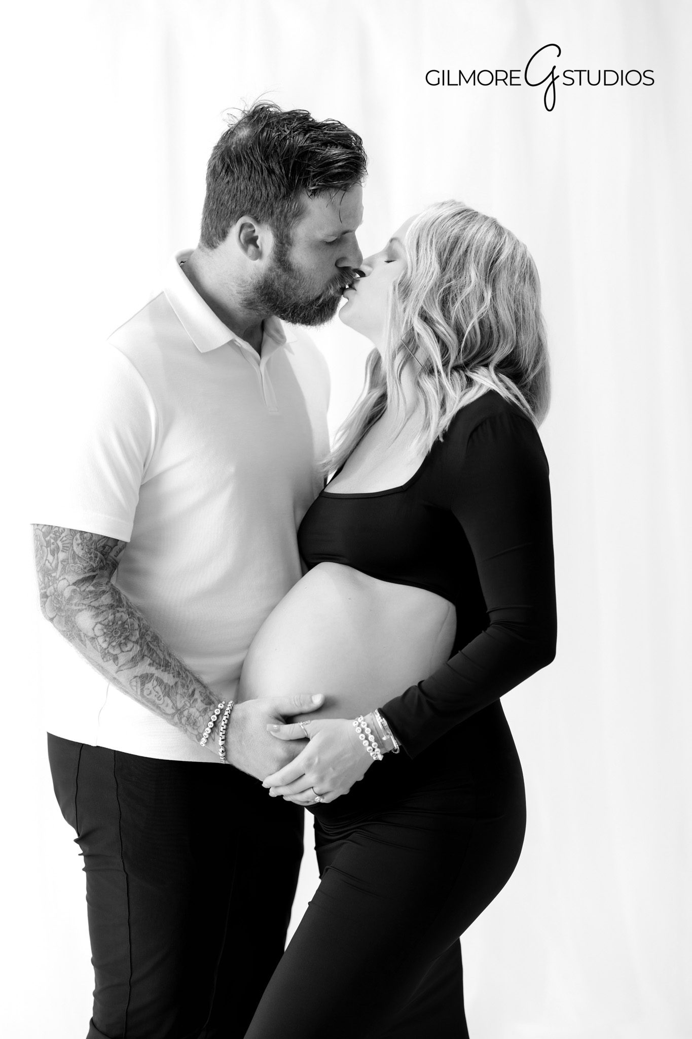 Simple-black-dress-maternity-photography-Corona-del-Mar