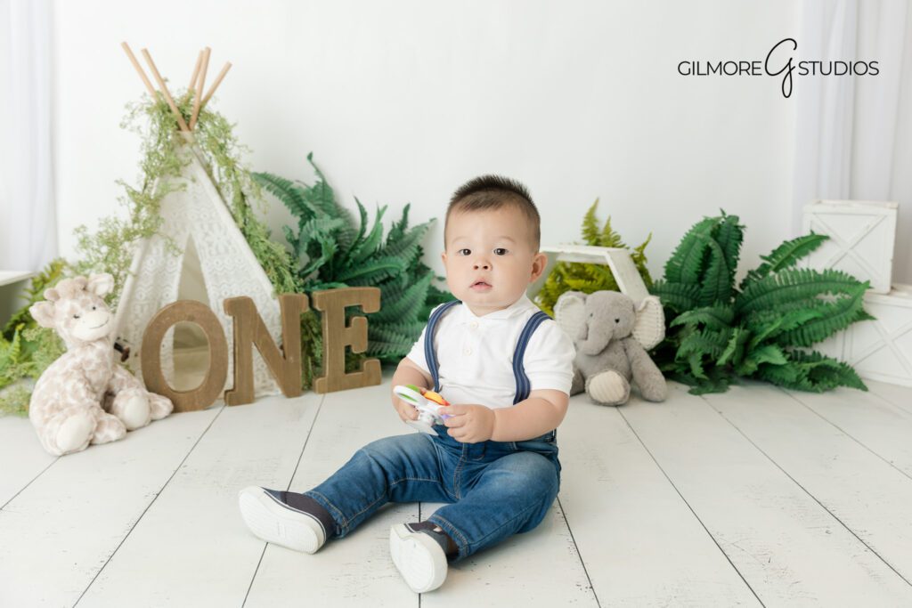 Baby-Cake-Smash-Elephant-Bubbles-Gilmore-Studios