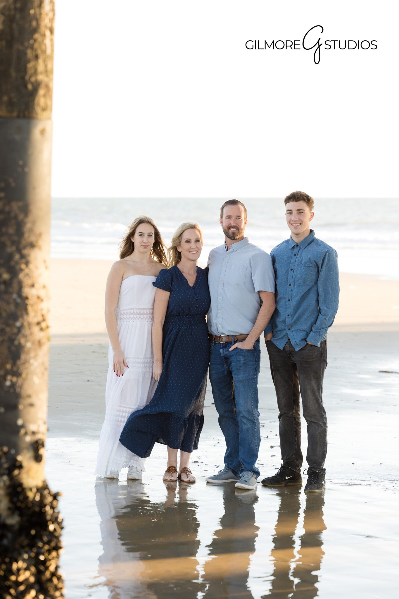 Newport Beach Pier photography with young children