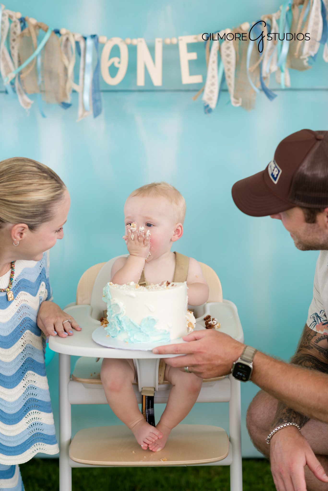 outdoor-kids-birthday-celebration-photo