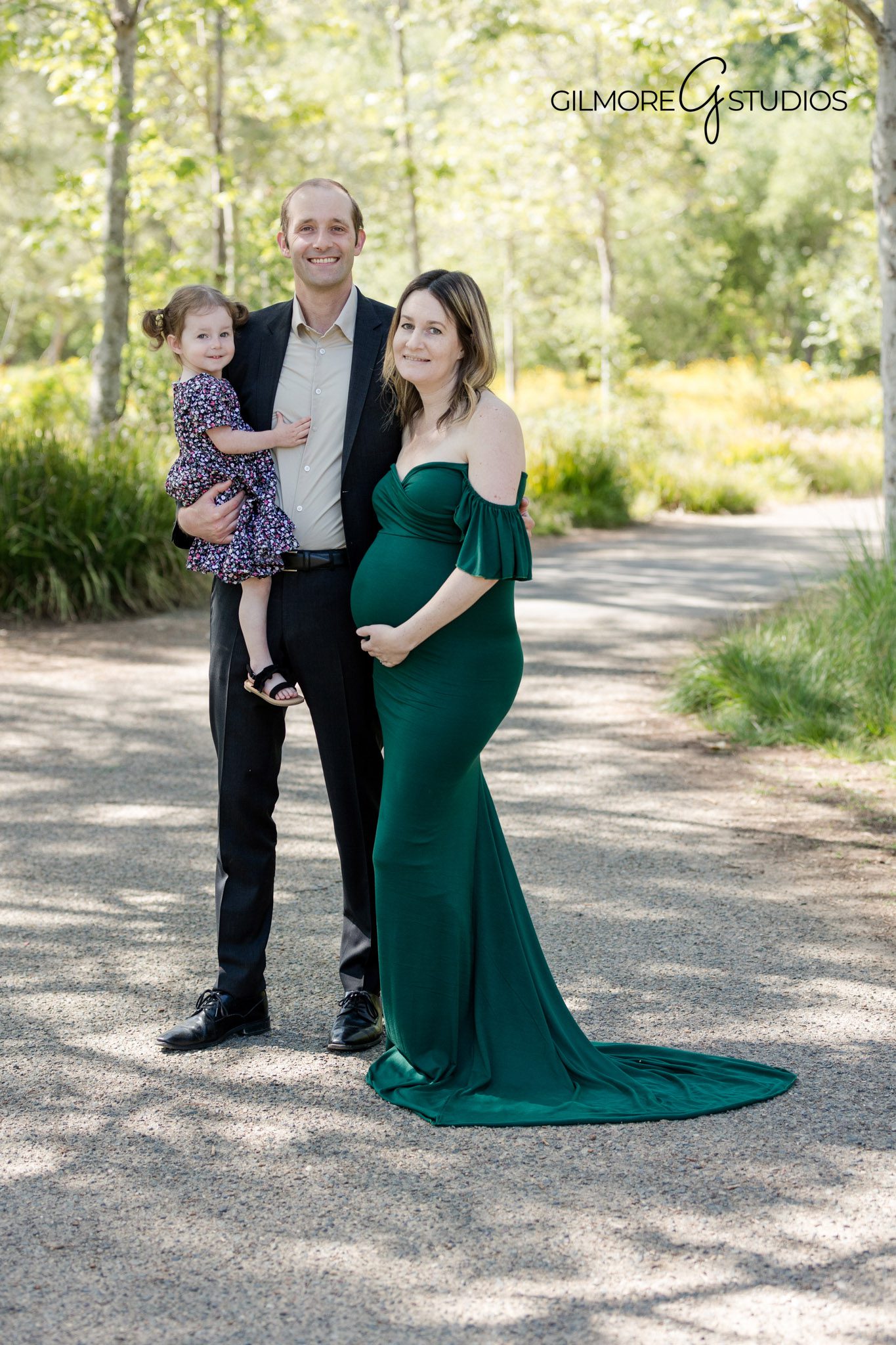 Canyon Park maternity session Gilbert AZ natural light photographer, Maternity portraits Gilbert Arizona Canyon Park expecting mom photo ideas