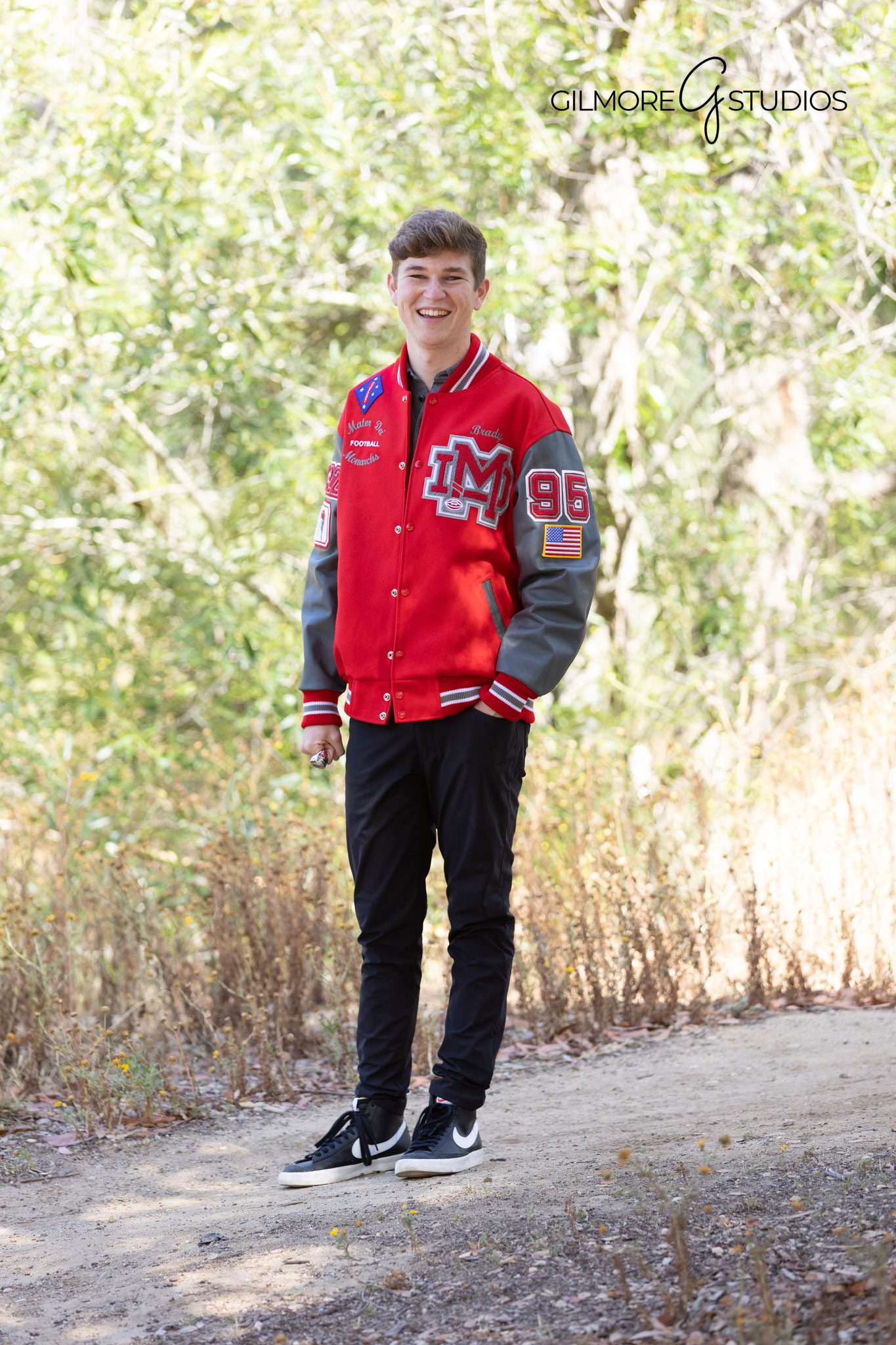 Senior boy posing ideas Canyon Park Gilbert AZ outdoor graduation photos, Outdoor senior boy photoshoot Gilbert Arizona Canyon Park portraits inspiration