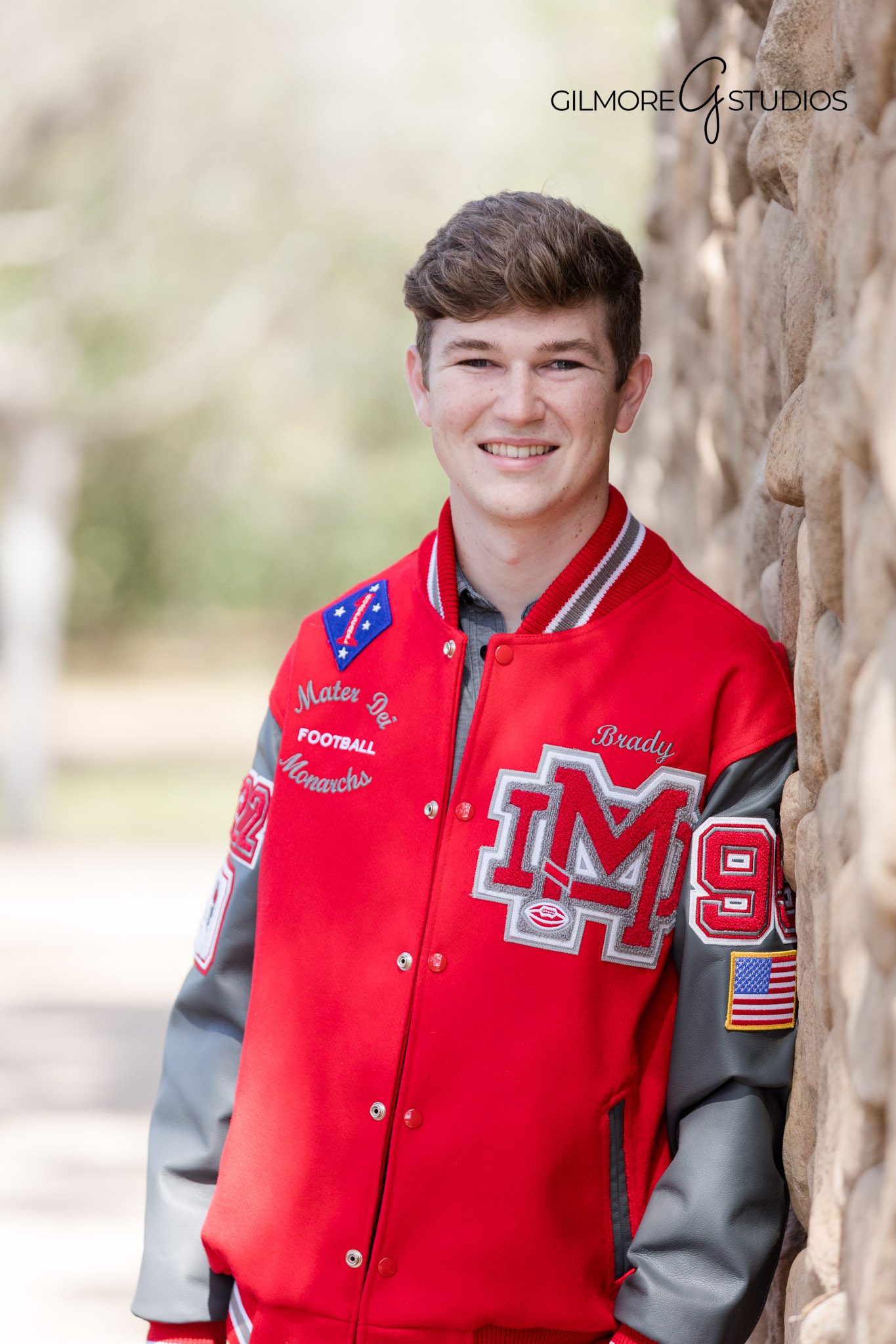 Gilbert AZ photographer Canyon Park senior boy graduation milestone pictures, Senior boy outdoor session Gilbert AZ Canyon Park senior graduation portraits