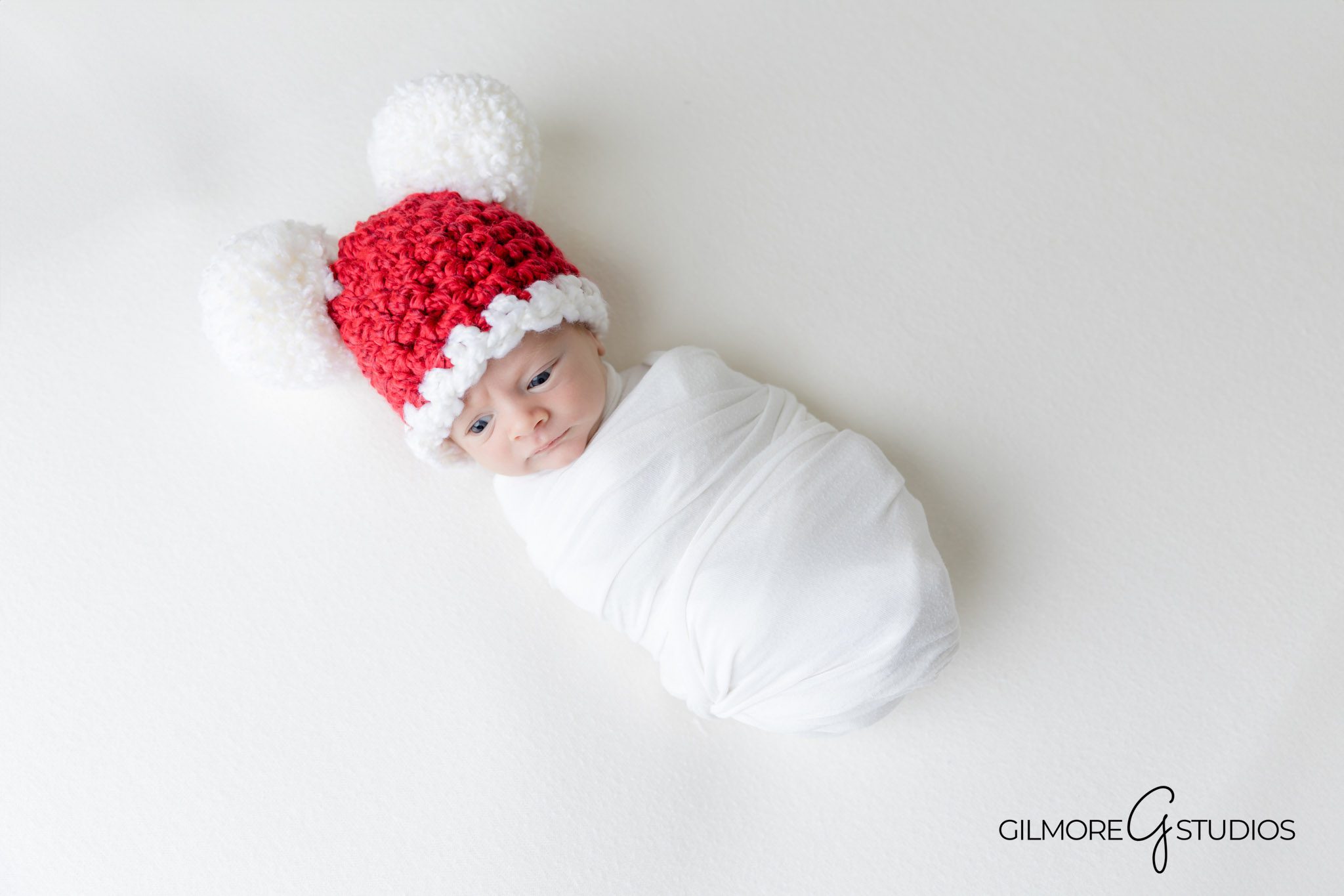 Newport Coast baby photographer for timeless portraits, baby photoshoot photographer in Newport Coast