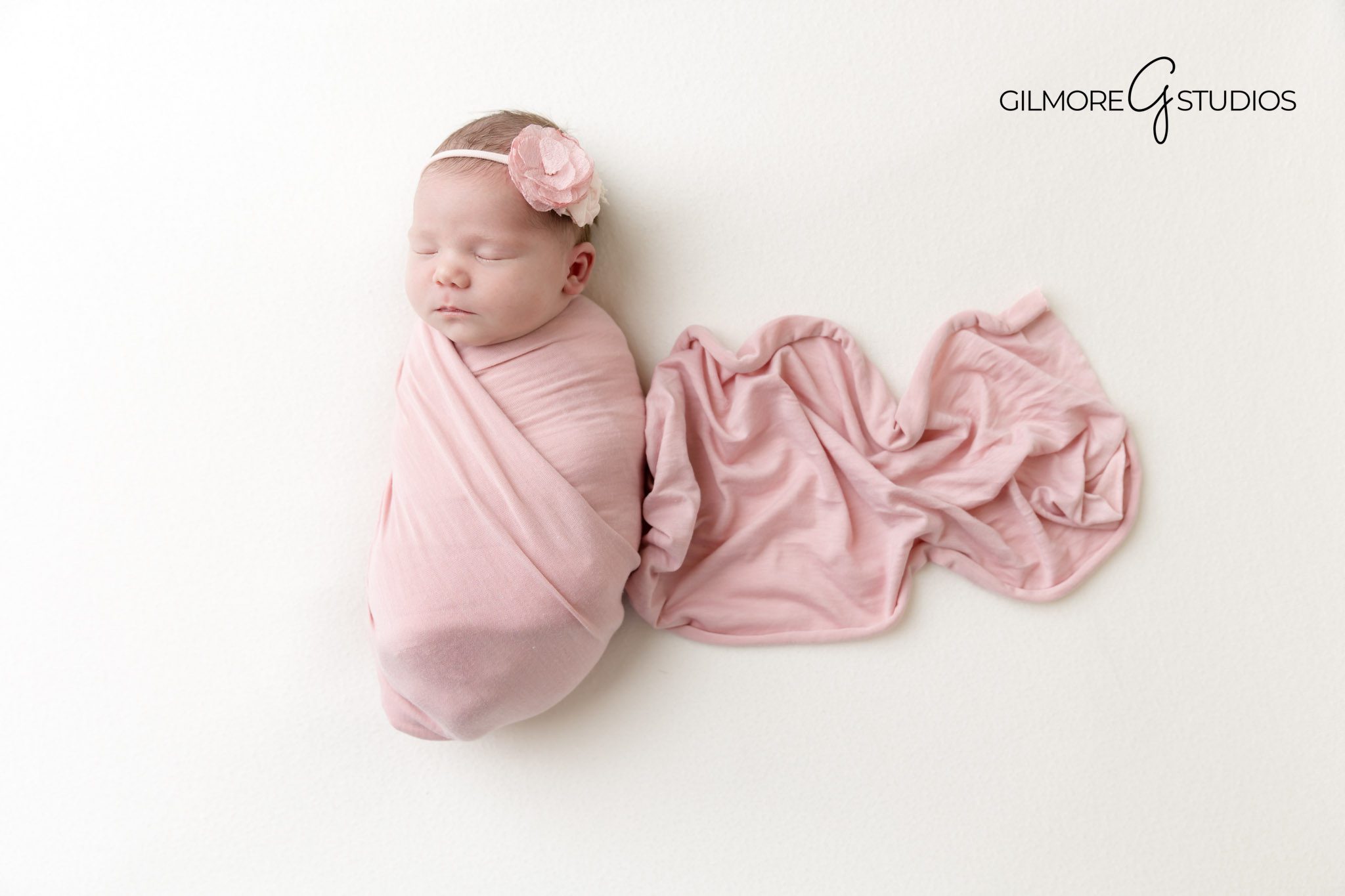 top Newport Beach newborn studio photo, baby sleeping photo shoot Orange County, simple baby girl portrait studio style, best indoor baby photography images