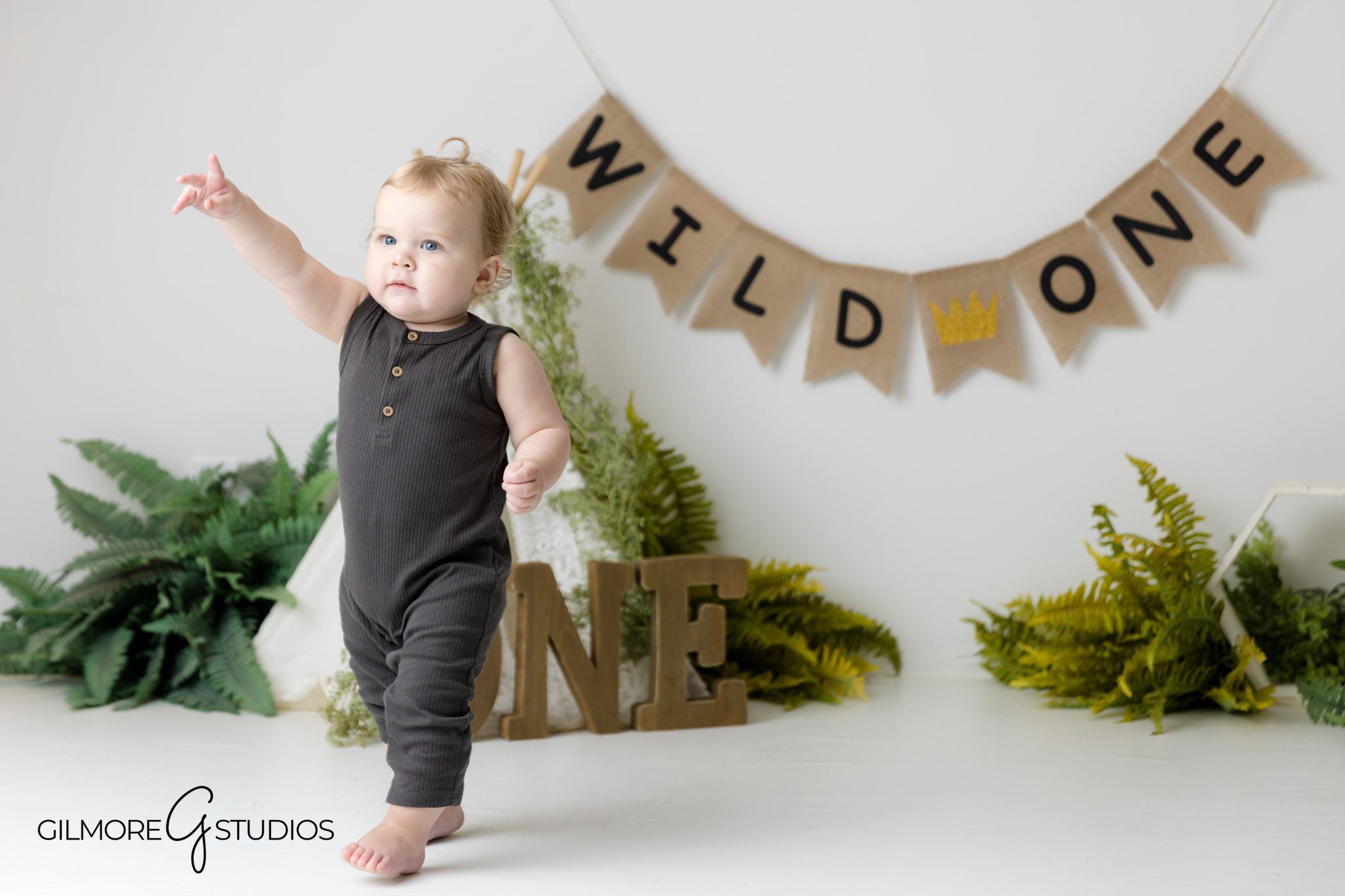 rustic wild one birthday portraits Newport Coast photographer, neutral tone boho cake smash portrait session Newport Coast