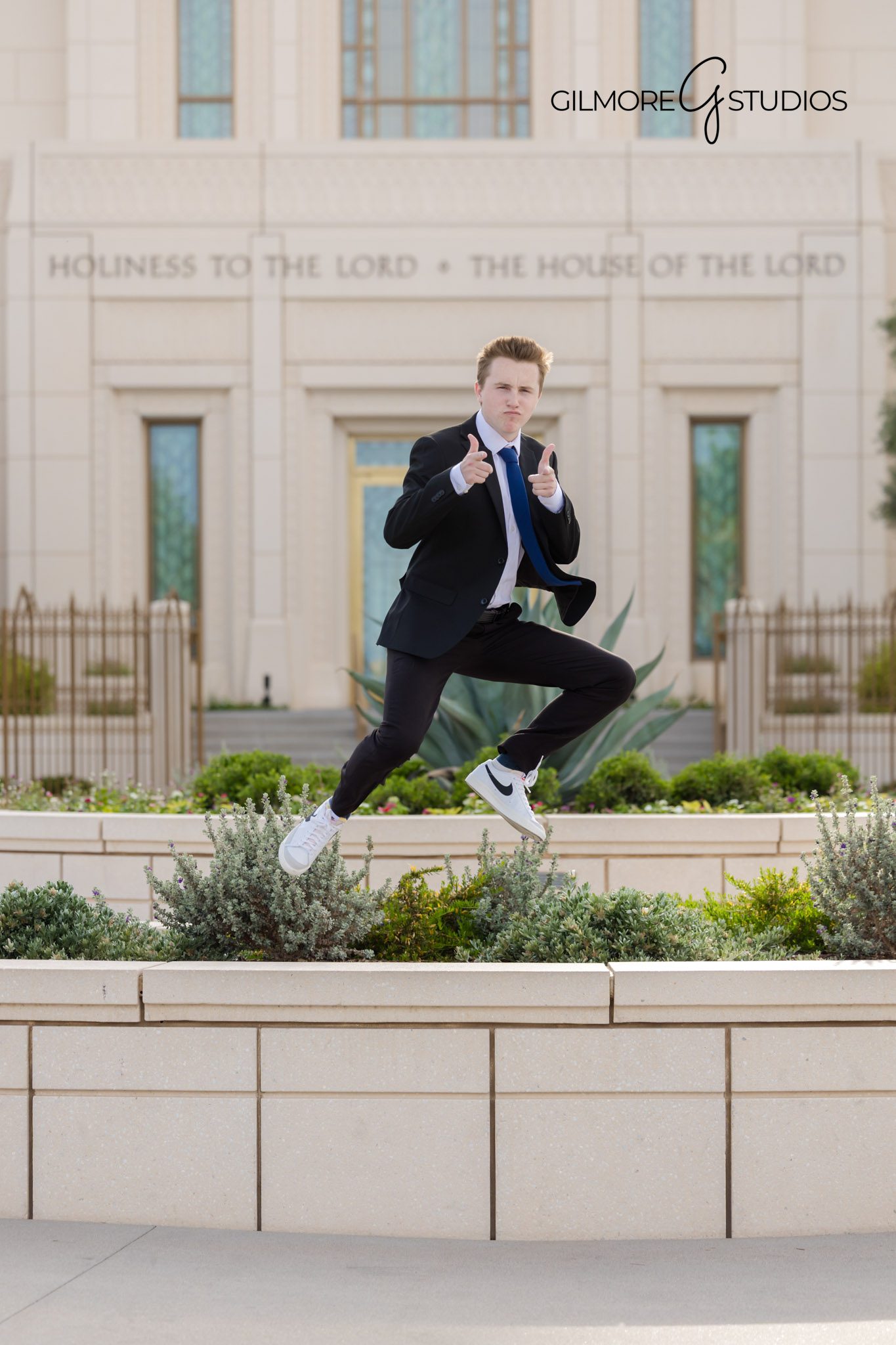 LDS missionary photographer Gilbert Arizona farewell portrait session, Gilbert AZ missionary portrait photography LDS temple session