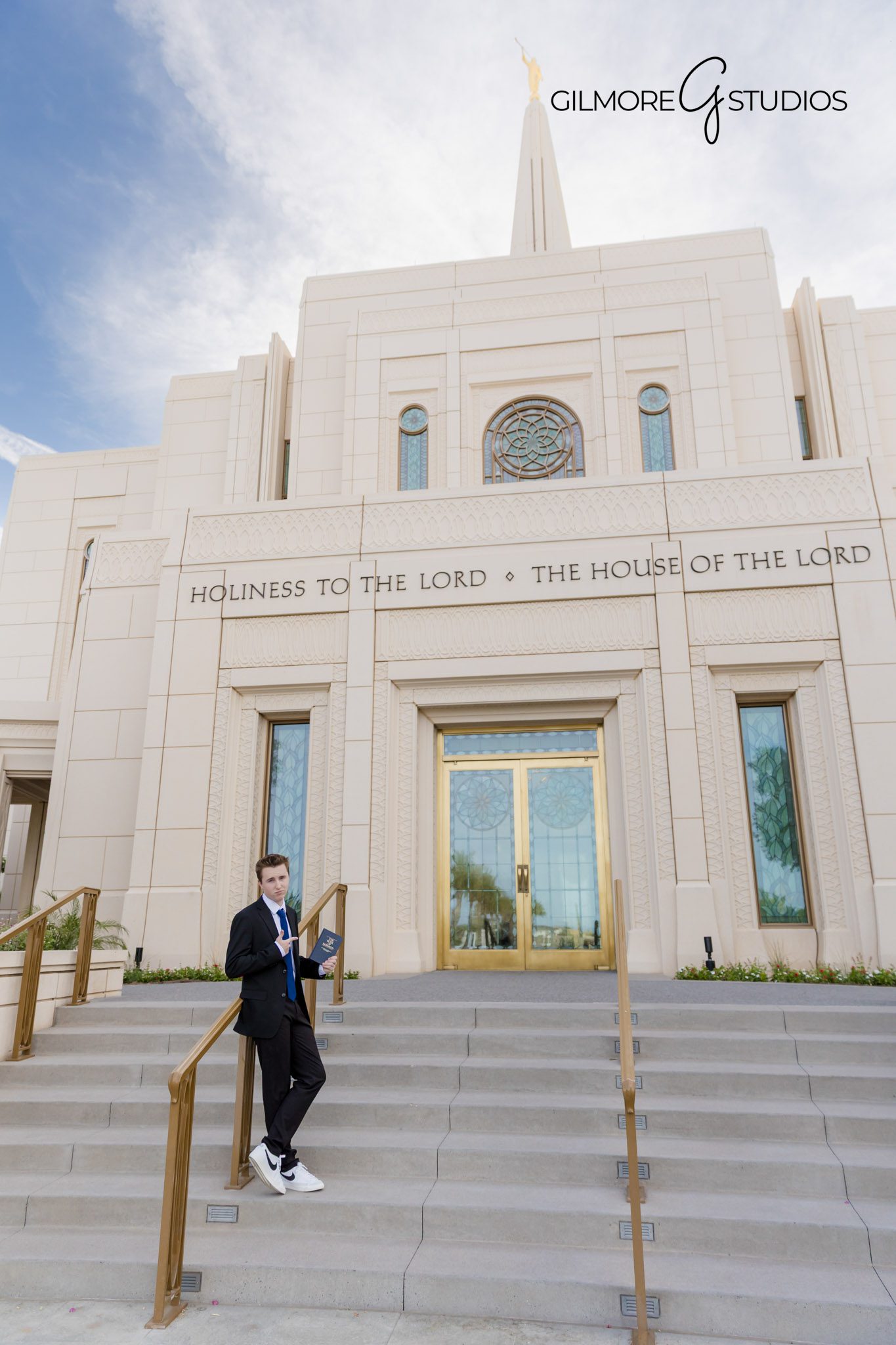 LDS missionary photoshoot Gilbert Arizona professional photographer, LDS temple Gilbert AZ missionary photography session