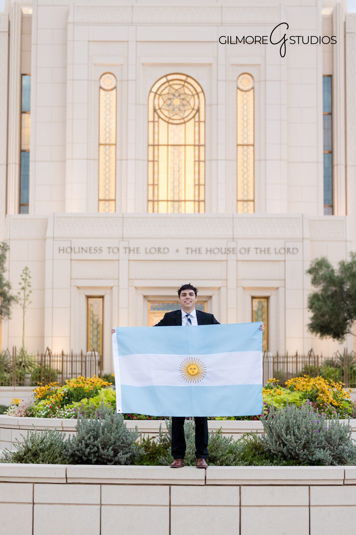 Gilbert AZ temple photography for LDS missionary send-off
LDS missionary portraits at Arizona Gilbert temple location